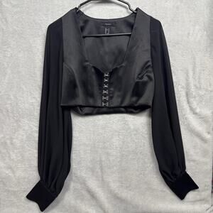 Forever 21 Top Womens Size Medium Black Cropped Long Sleeve Hook Closure